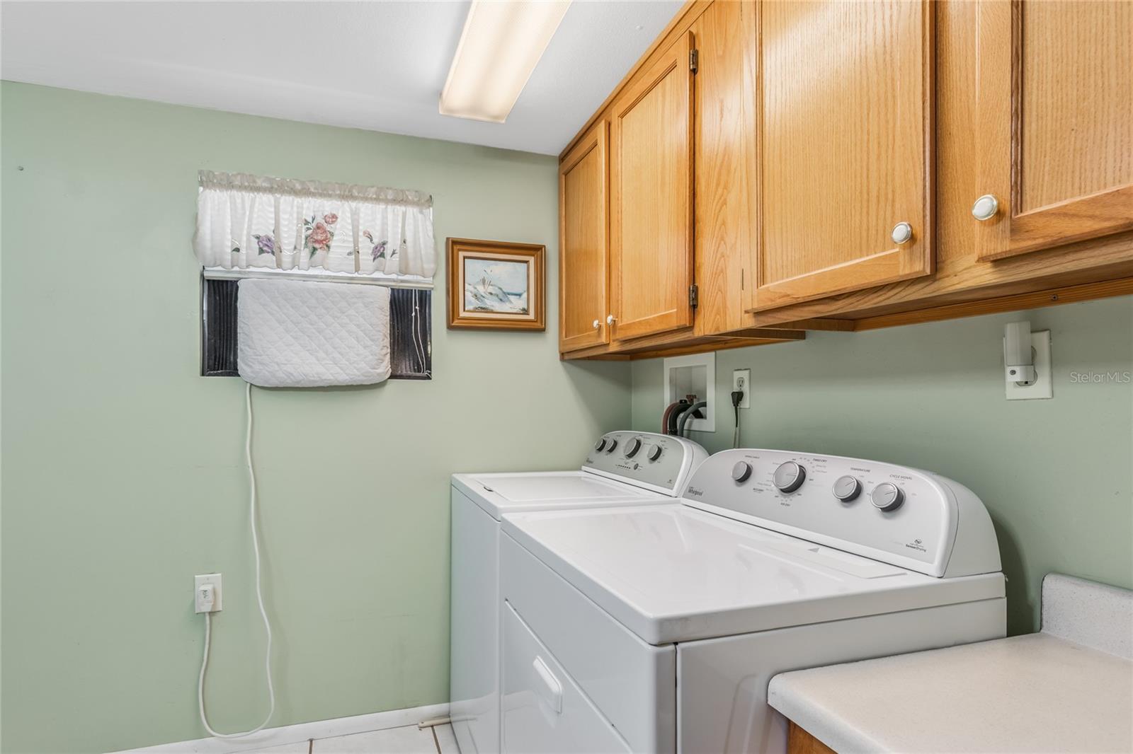 Image 19 of 25 For 31643 Howard Street