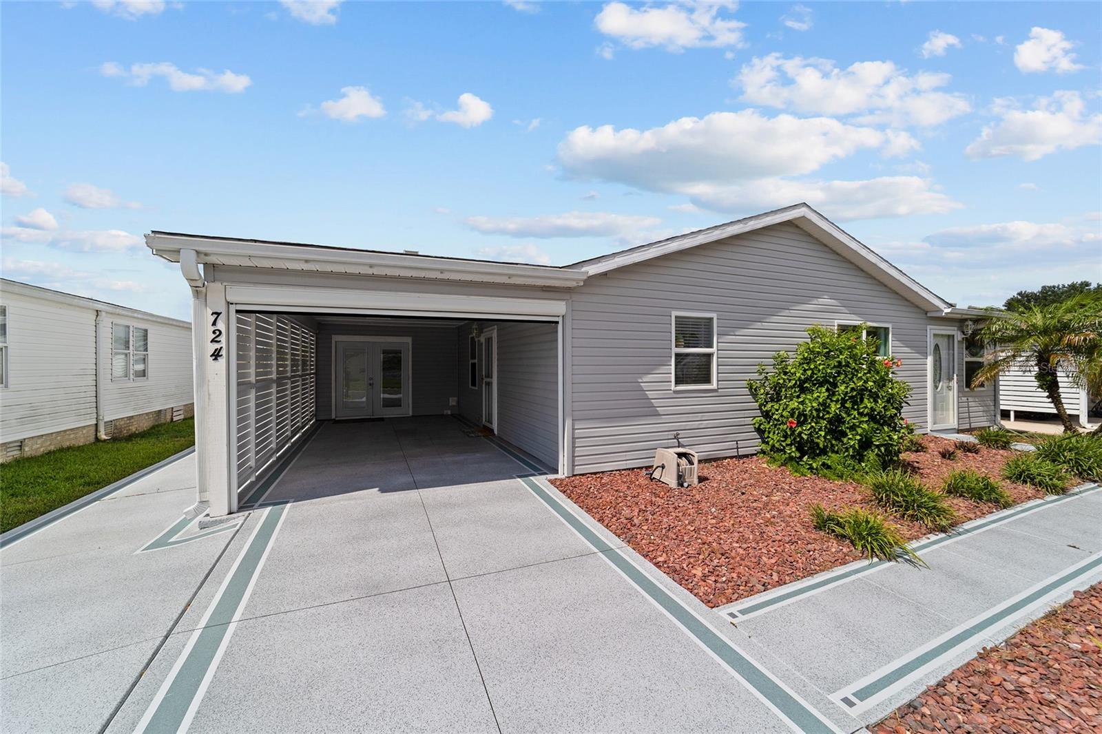 Image 3 of 39 For 724 Prado Drive
