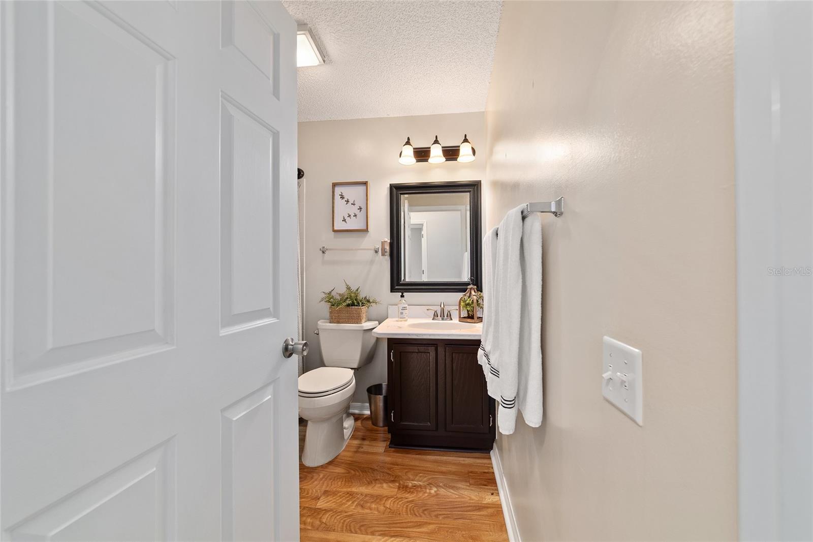 Image 30 of 39 For 724 Prado Drive