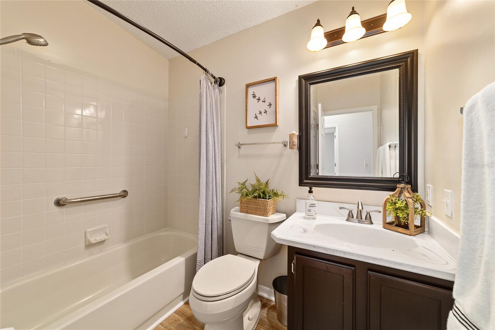 Image 31 of 39 For 724 Prado Drive