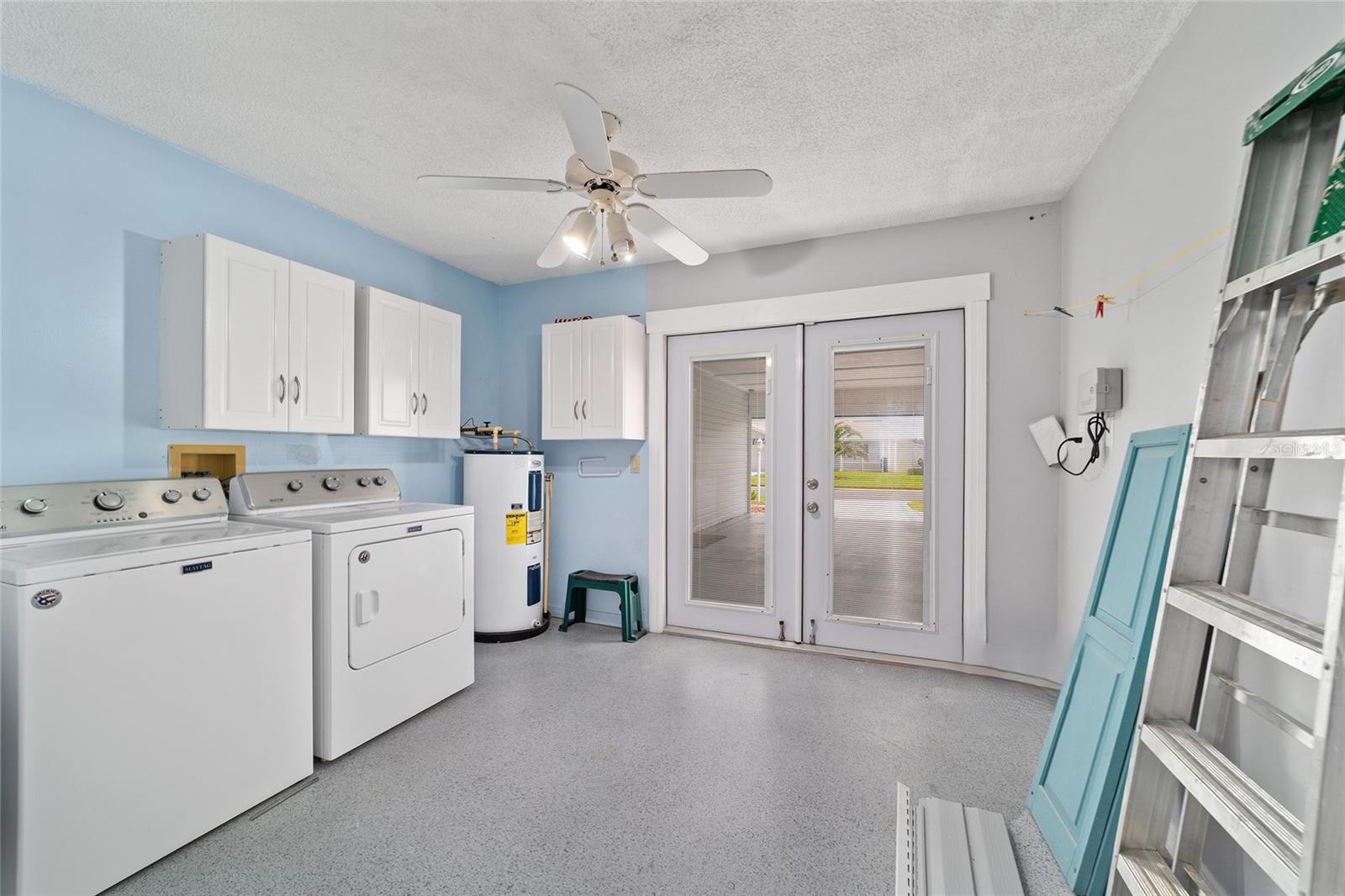 Image 33 of 39 For 724 Prado Drive