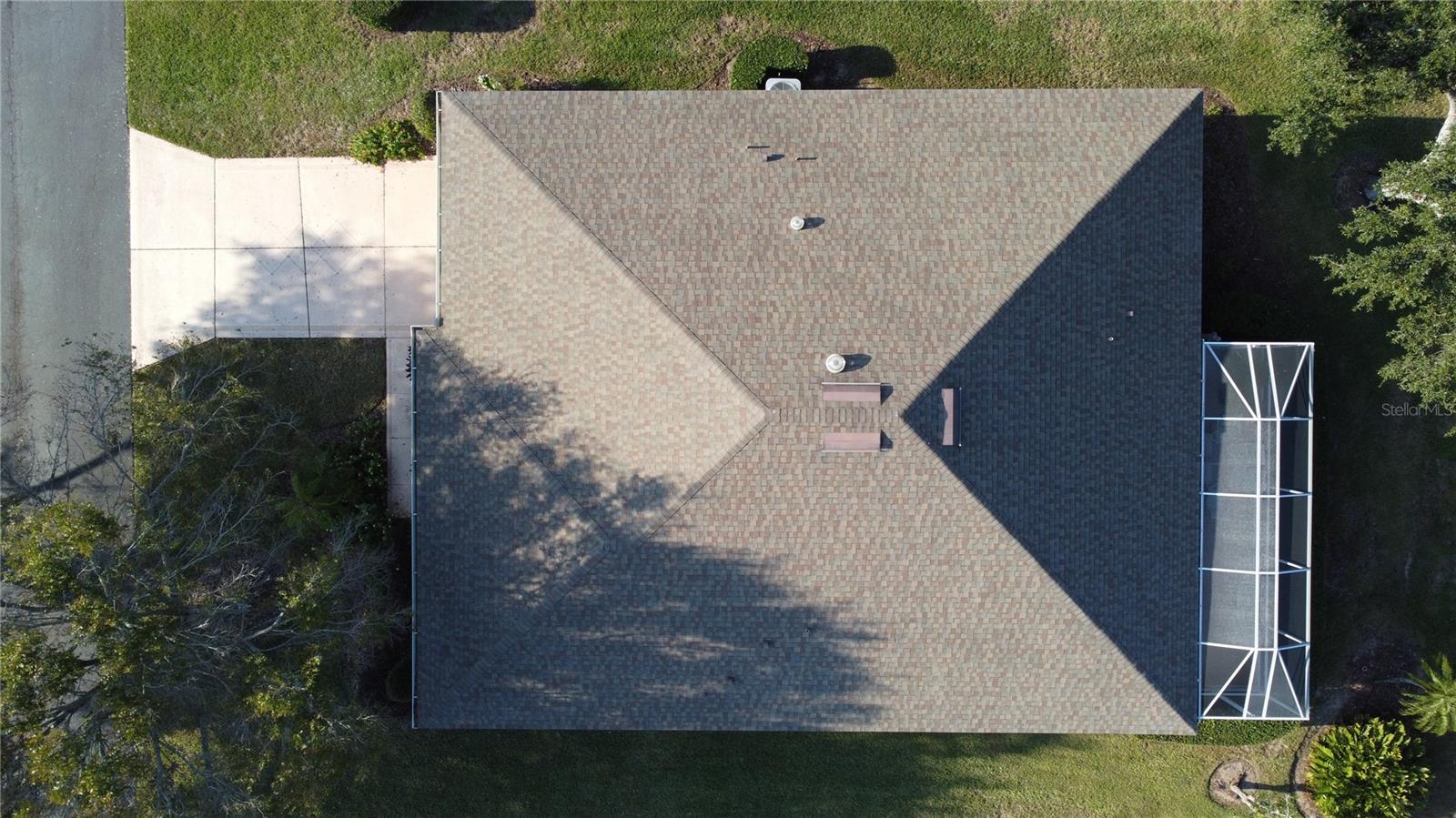 Image 58 of 93 For 1990 Farmington Court