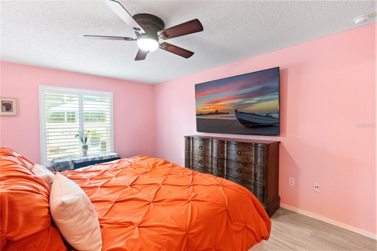 Image 31 of 57 For 2497 Treehaven Drive