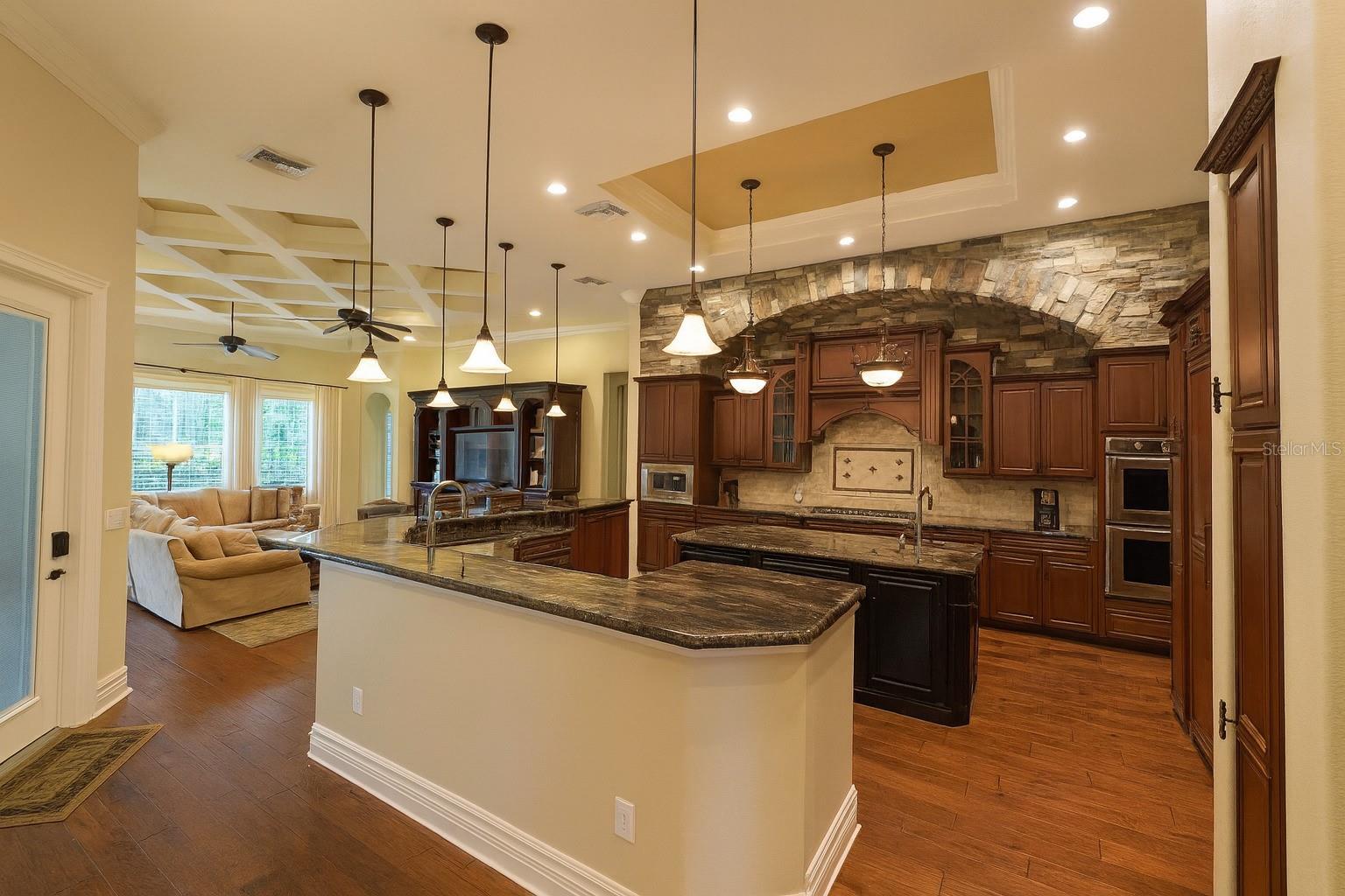 Image 15 of 33 For 35709 Pinegate Trail