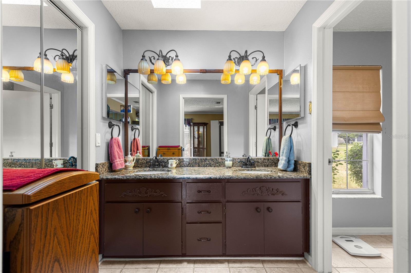 Image 25 of 51 For 17750 114th Ct