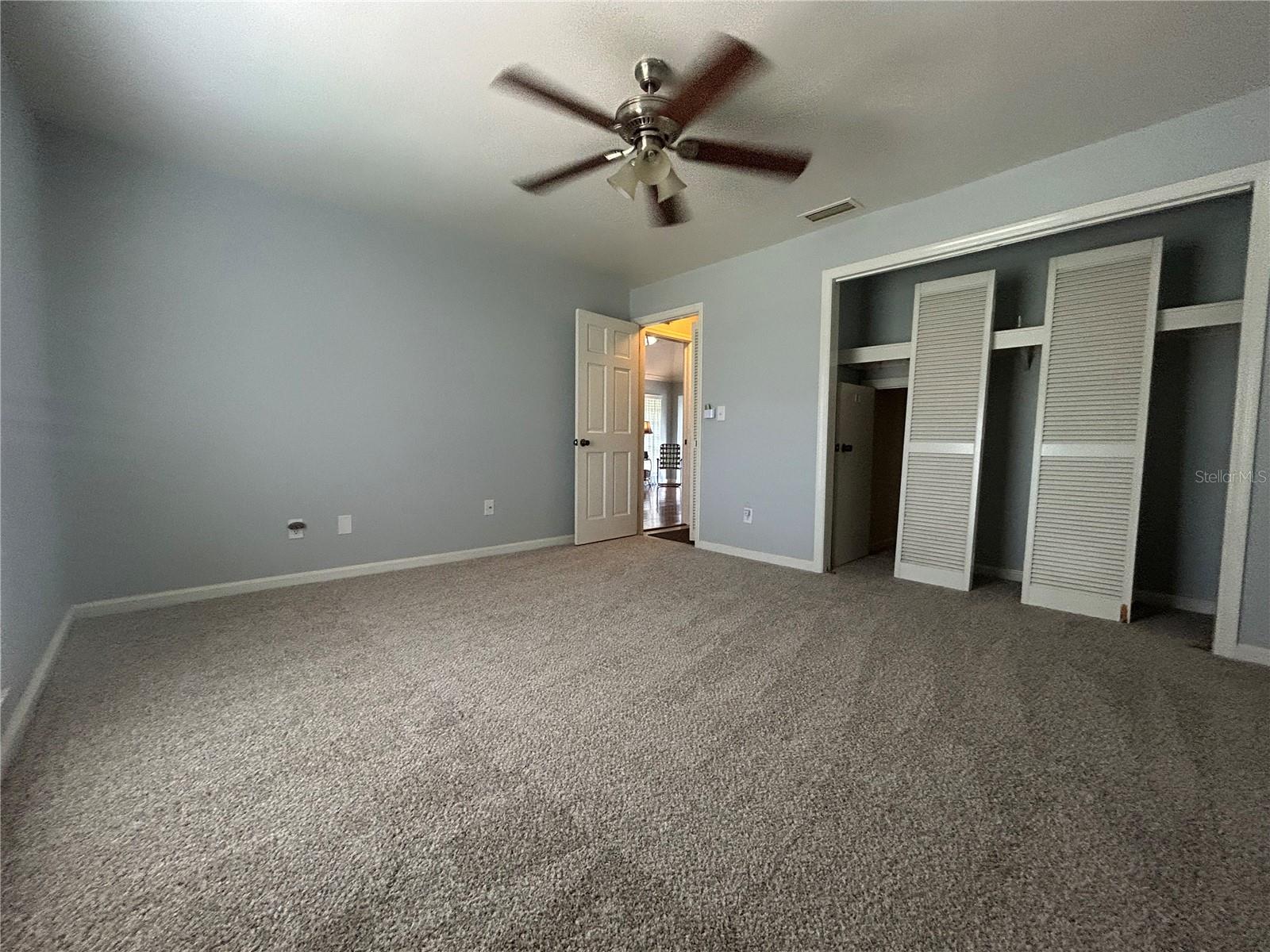 Image 18 of 40 For 1022 Villa Lane 11