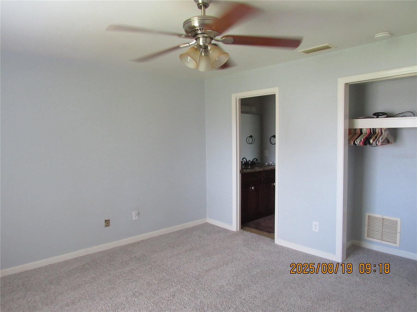 Image 21 of 40 For 1022 Villa Lane 11