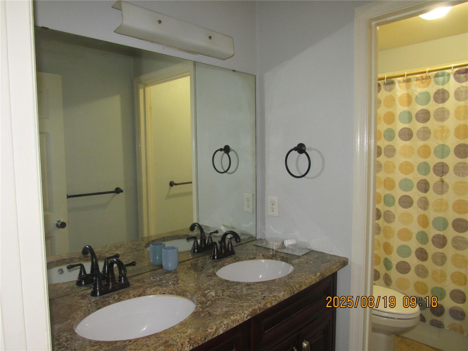 Image 26 of 40 For 1022 Villa Lane 11