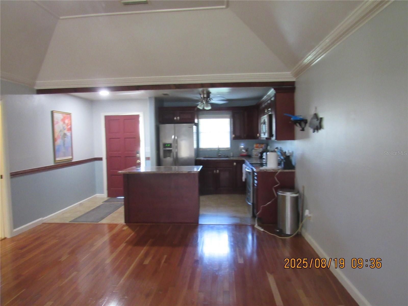 Image 9 of 40 For 1022 Villa Lane 11