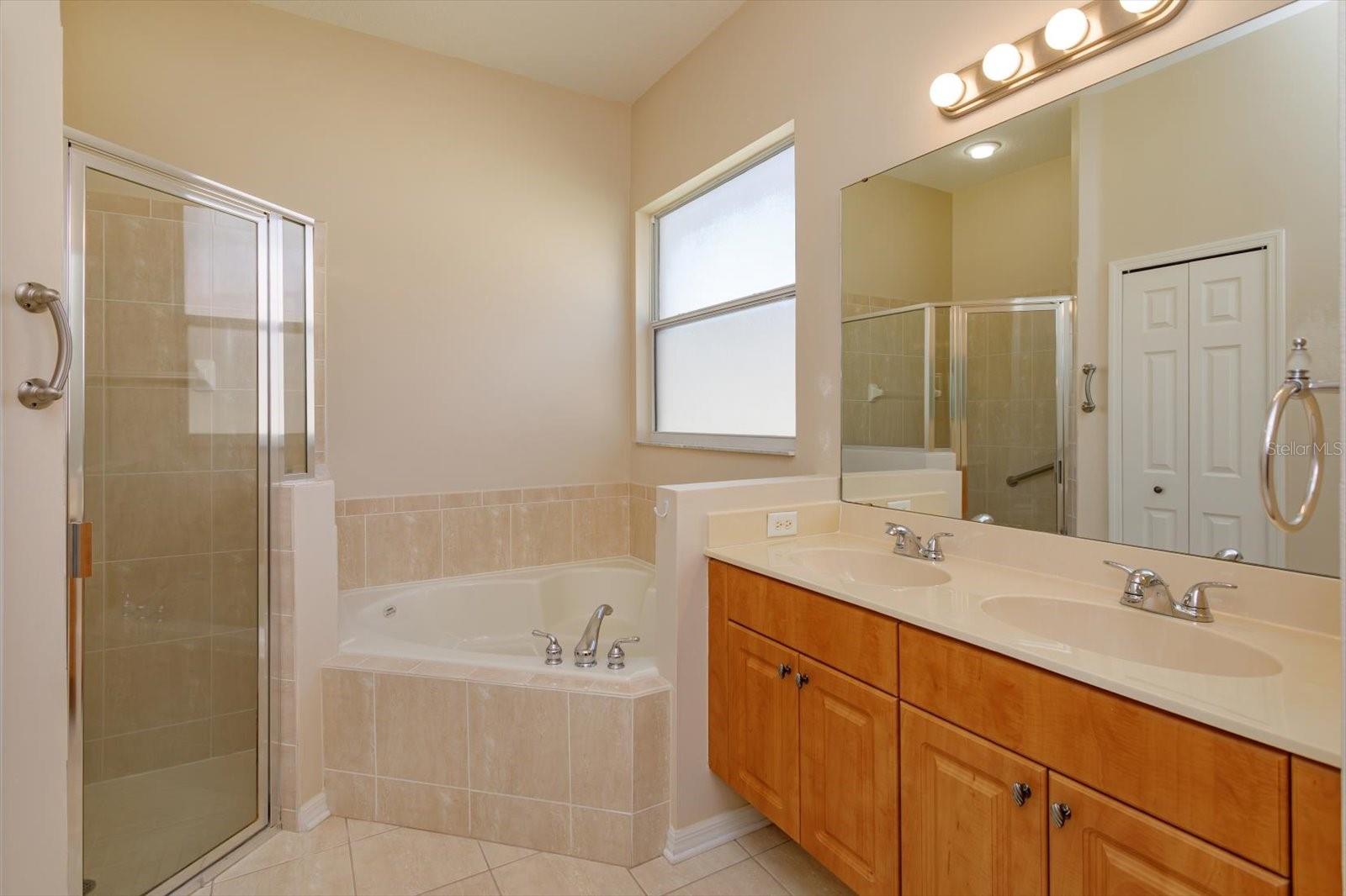 Image 16 of 30 For 793 Summit Greens Boulevard