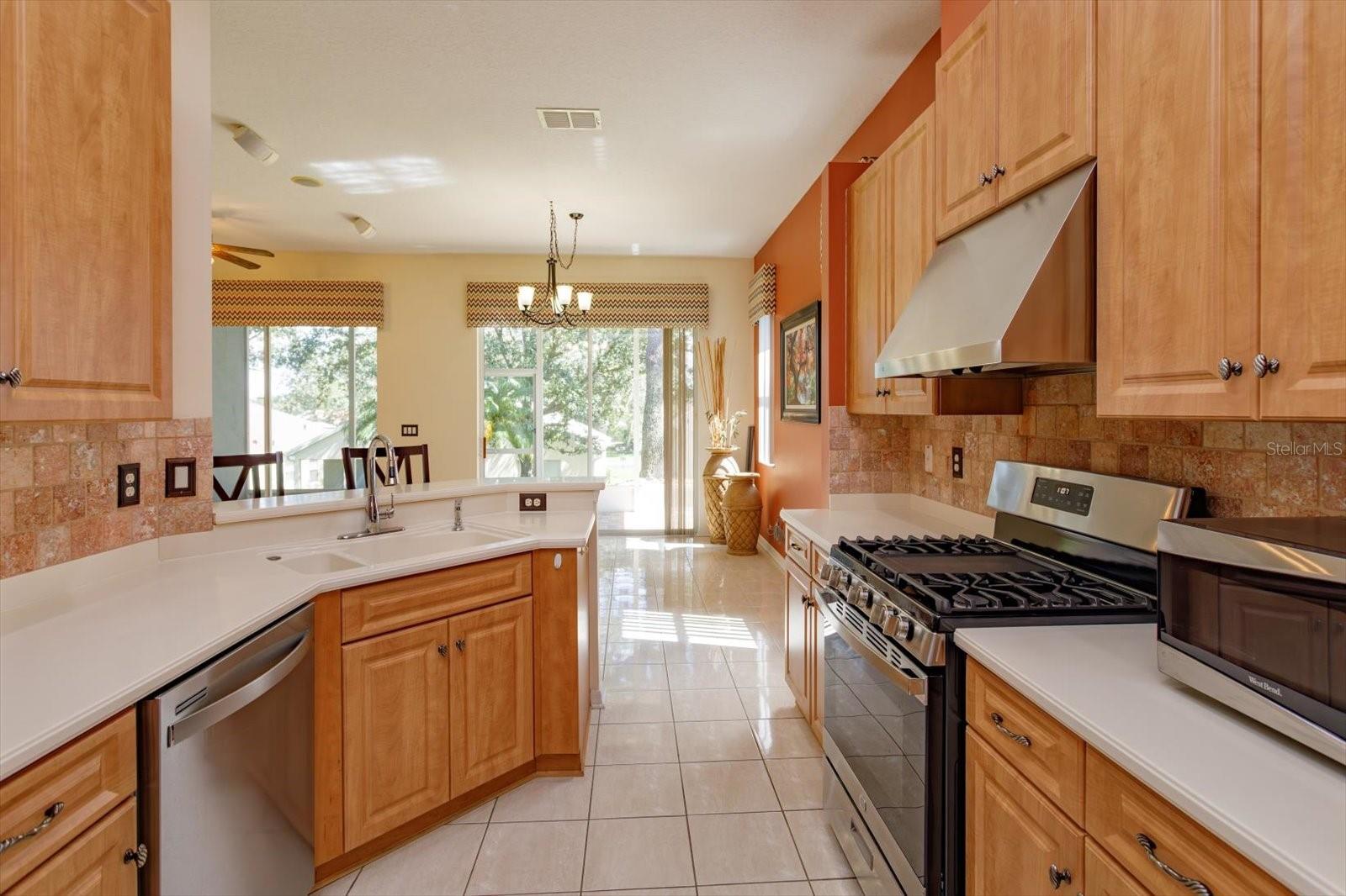 Image 7 of 30 For 793 Summit Greens Boulevard