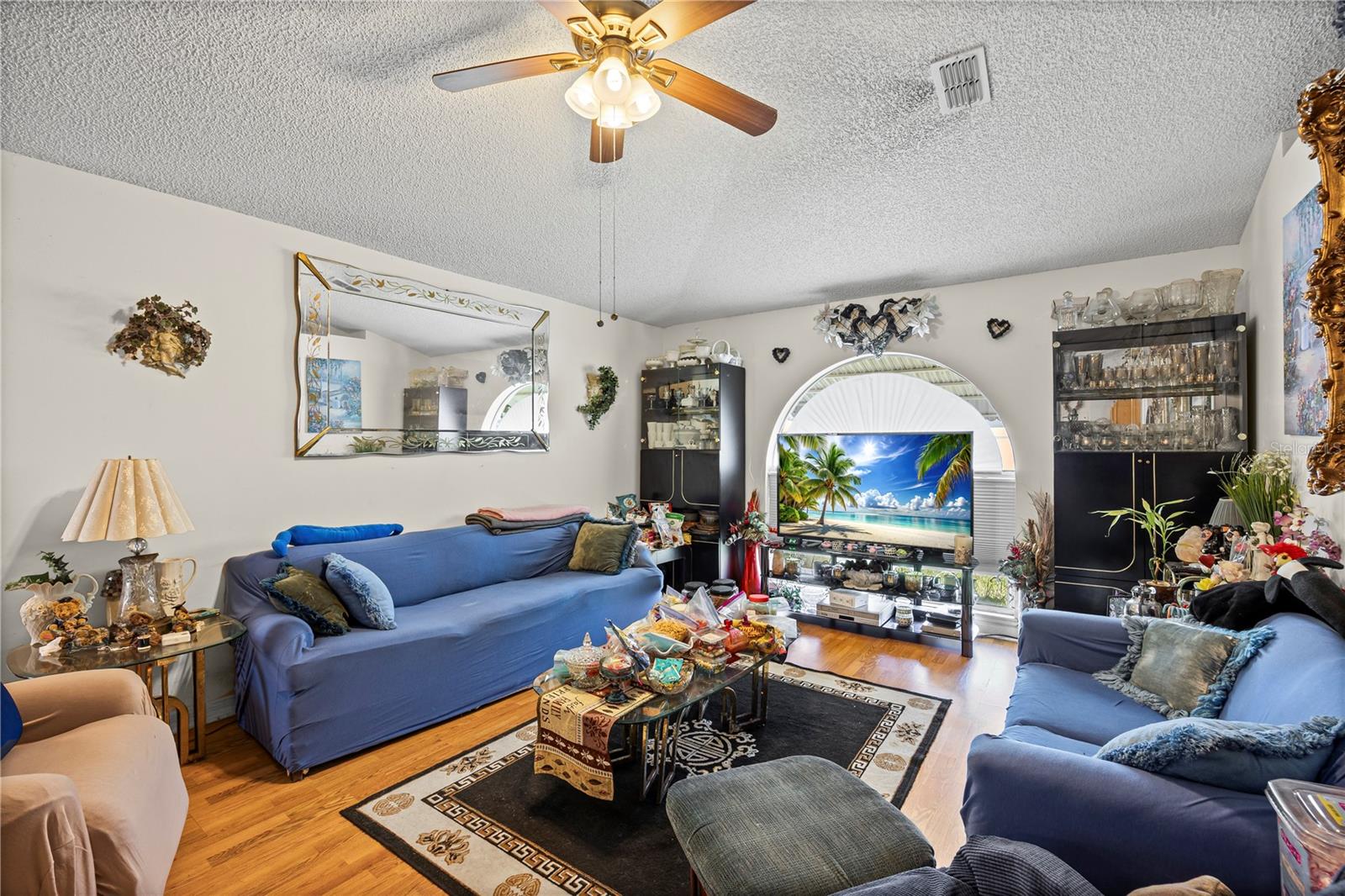 Listing photo id 17 for 8453 Apple Orchard Road