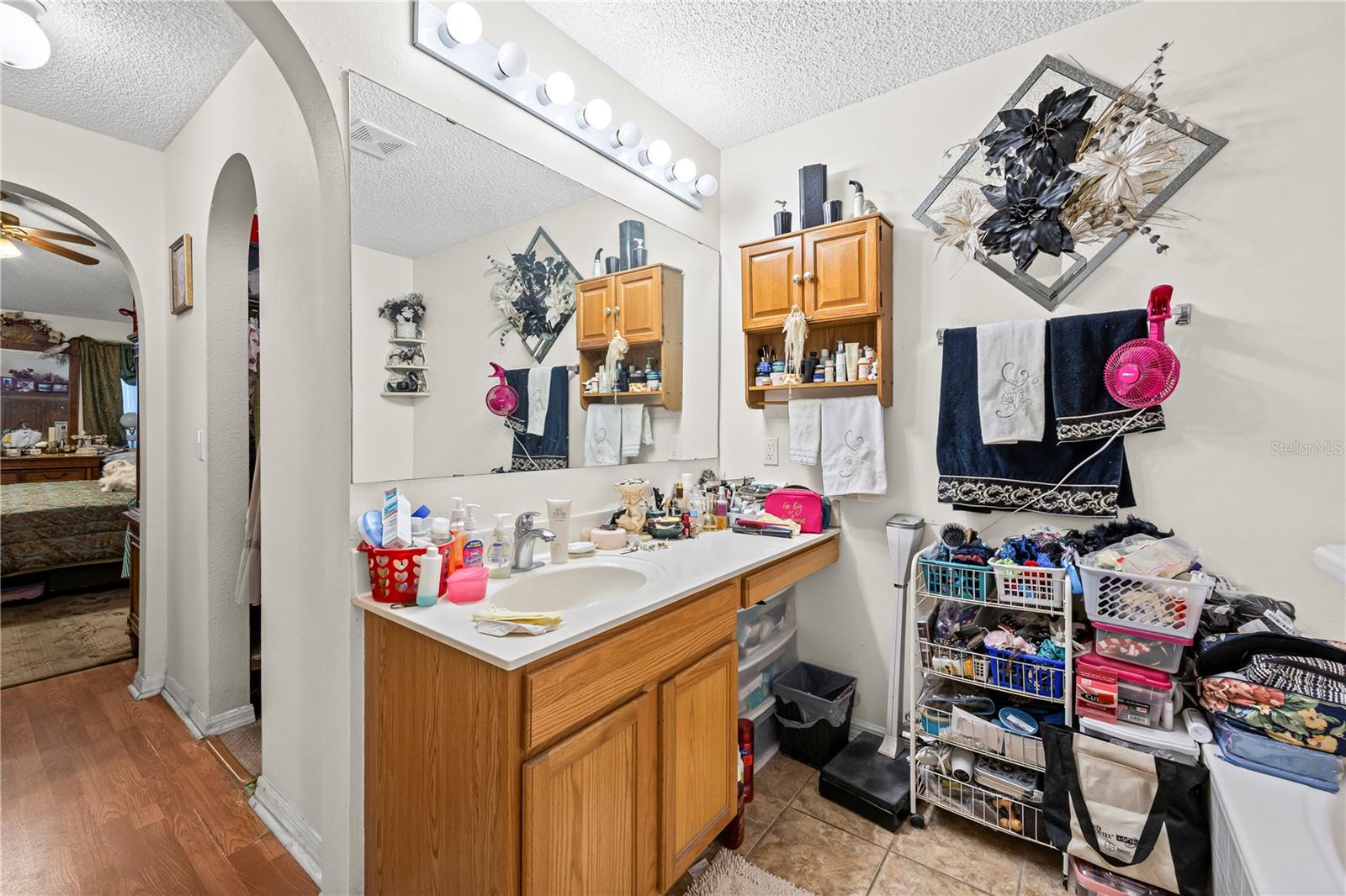 Listing photo id 25 for 8453 Apple Orchard Road