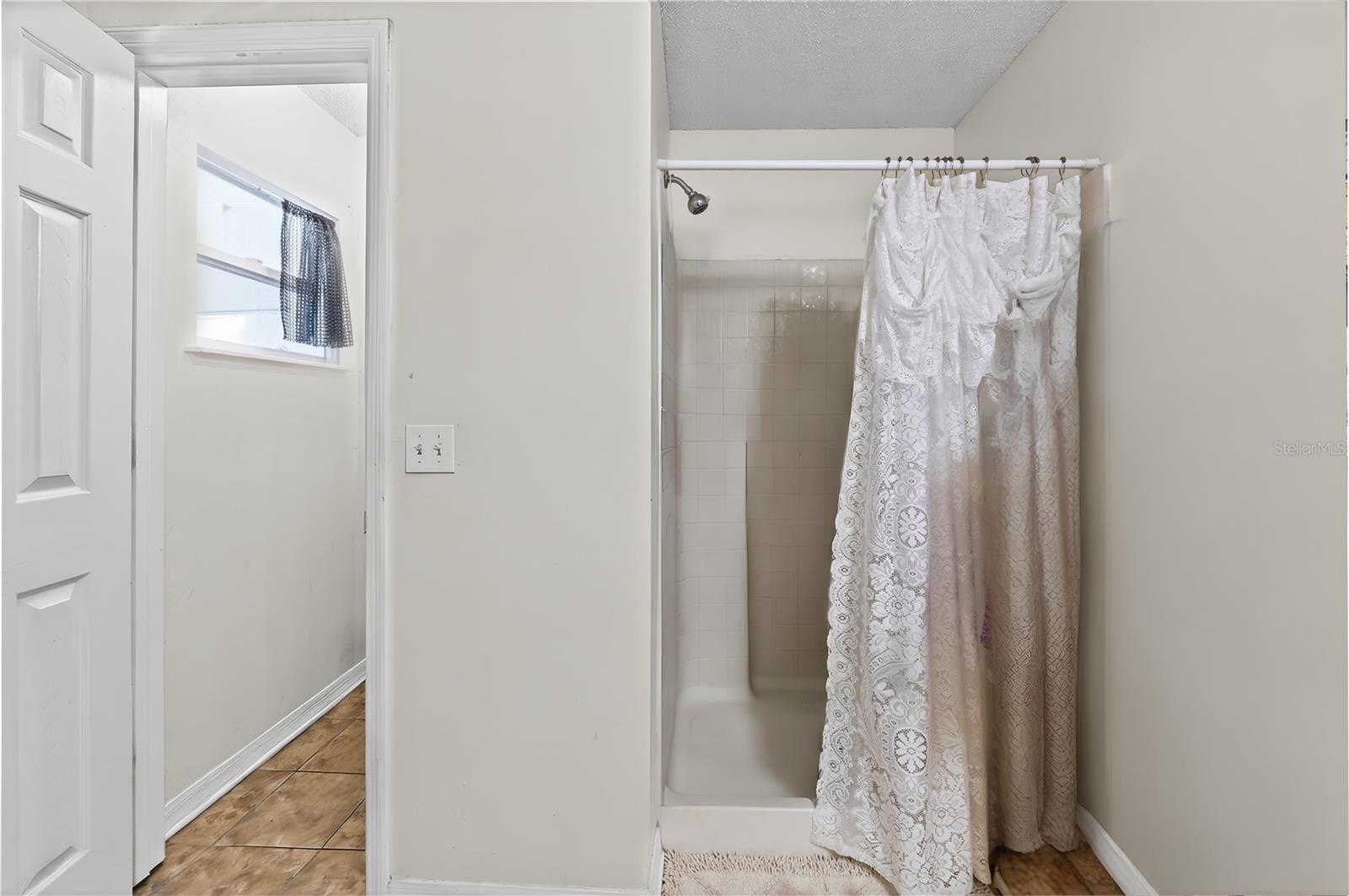 Listing photo id 30 for 8453 Apple Orchard Road