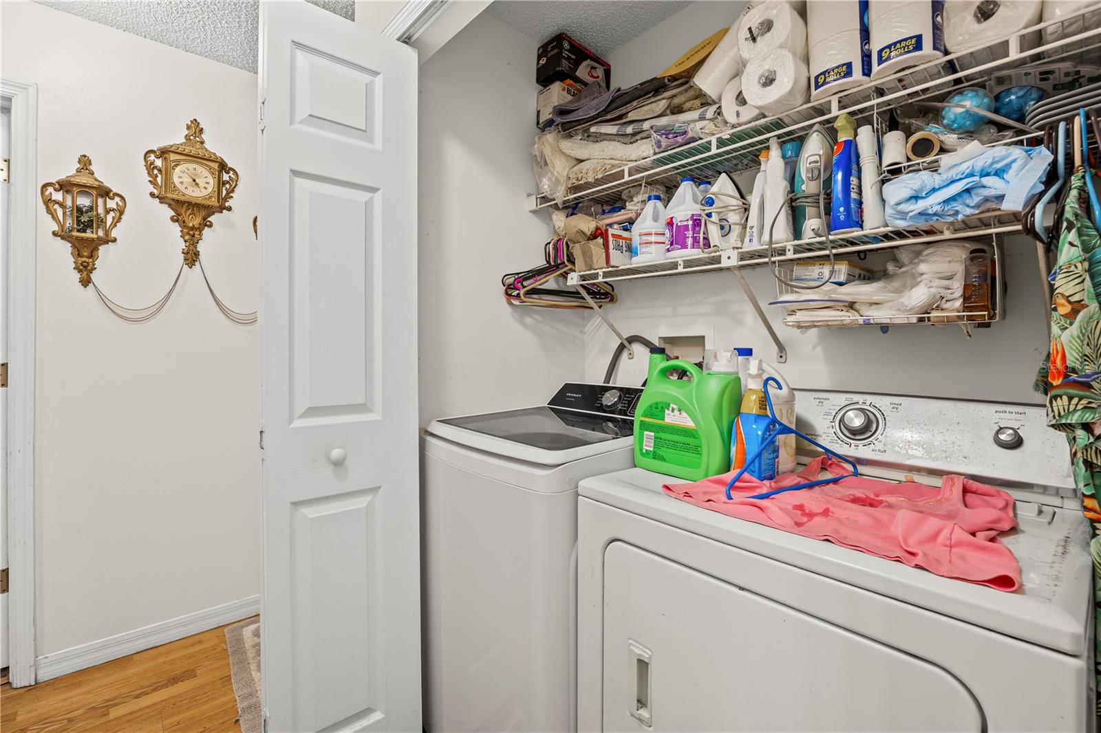 Listing photo id 45 for 8453 Apple Orchard Road