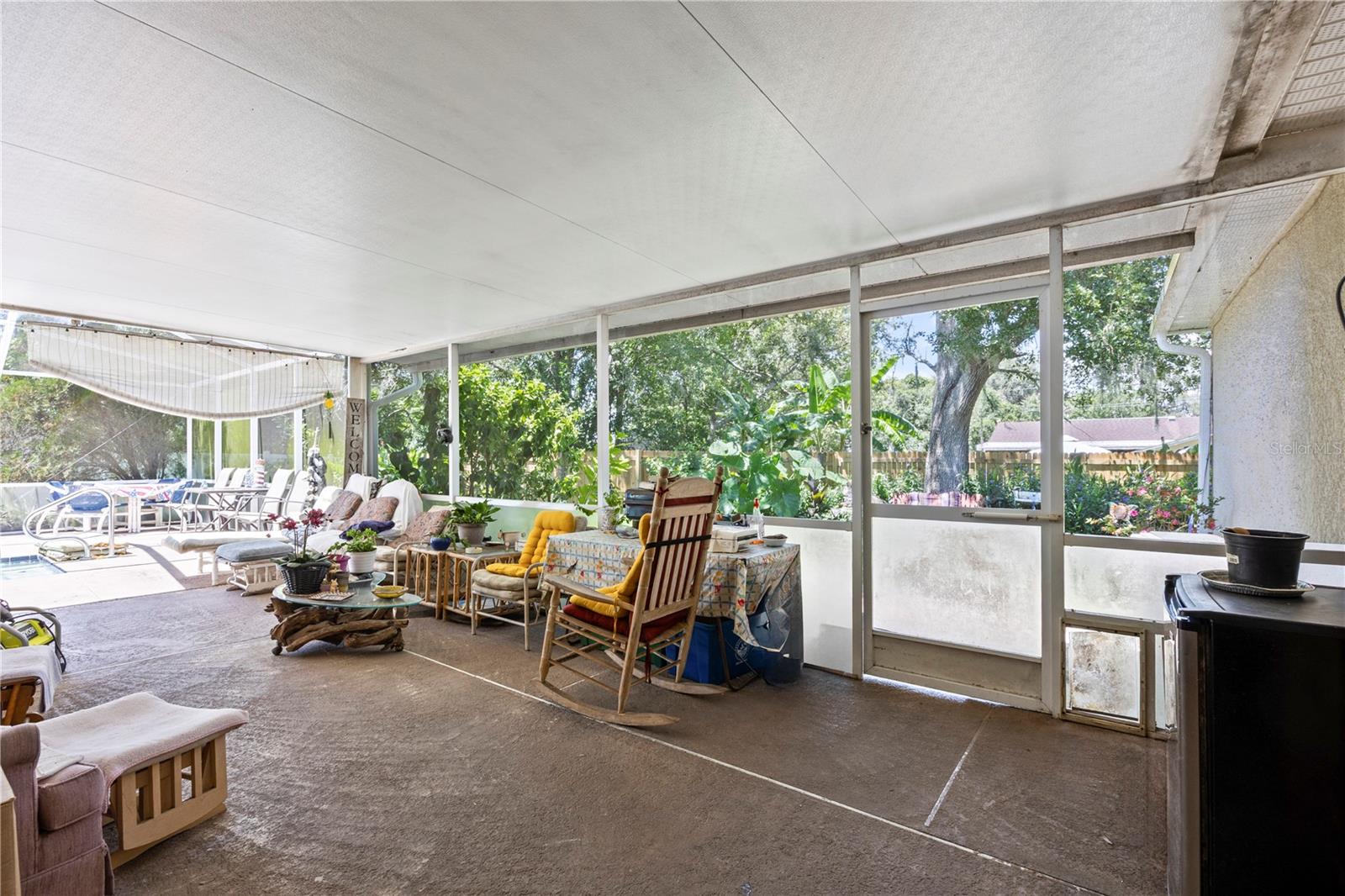 Listing photo id 47 for 8453 Apple Orchard Road