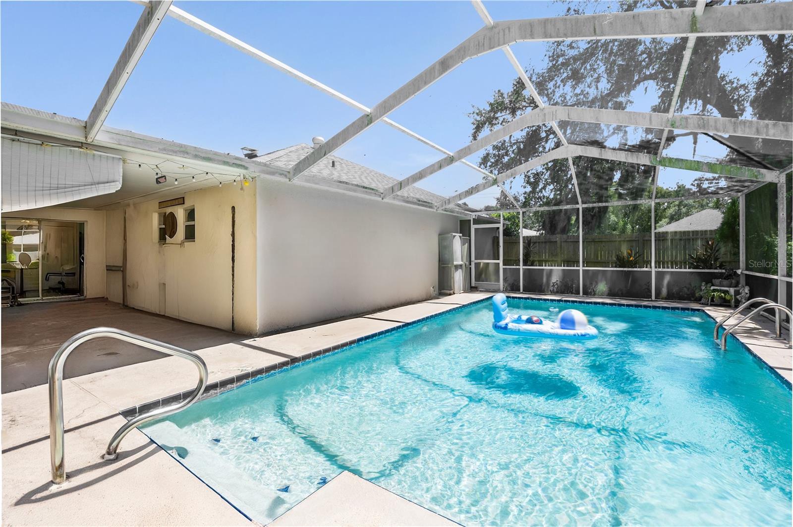 Listing photo id 54 for 8453 Apple Orchard Road