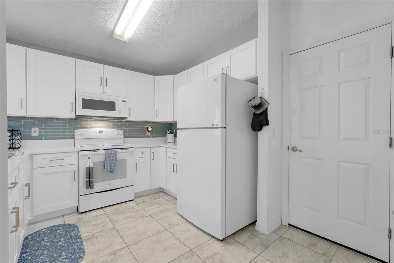 Image 16 of 24 For 4220 Chamberlain Way