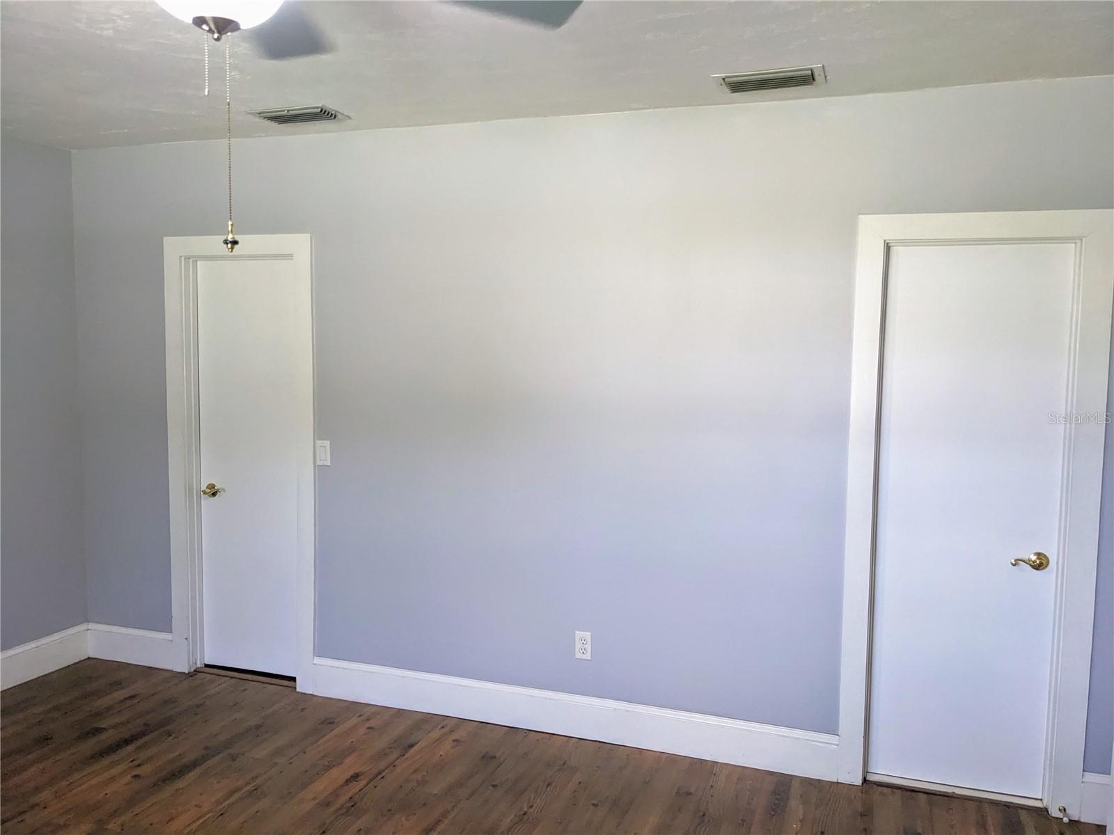 Image 4 of 35 For 402 Domer Street