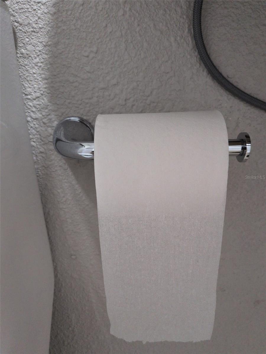 Image 9 of 19 For 1915 Virginia Avenue