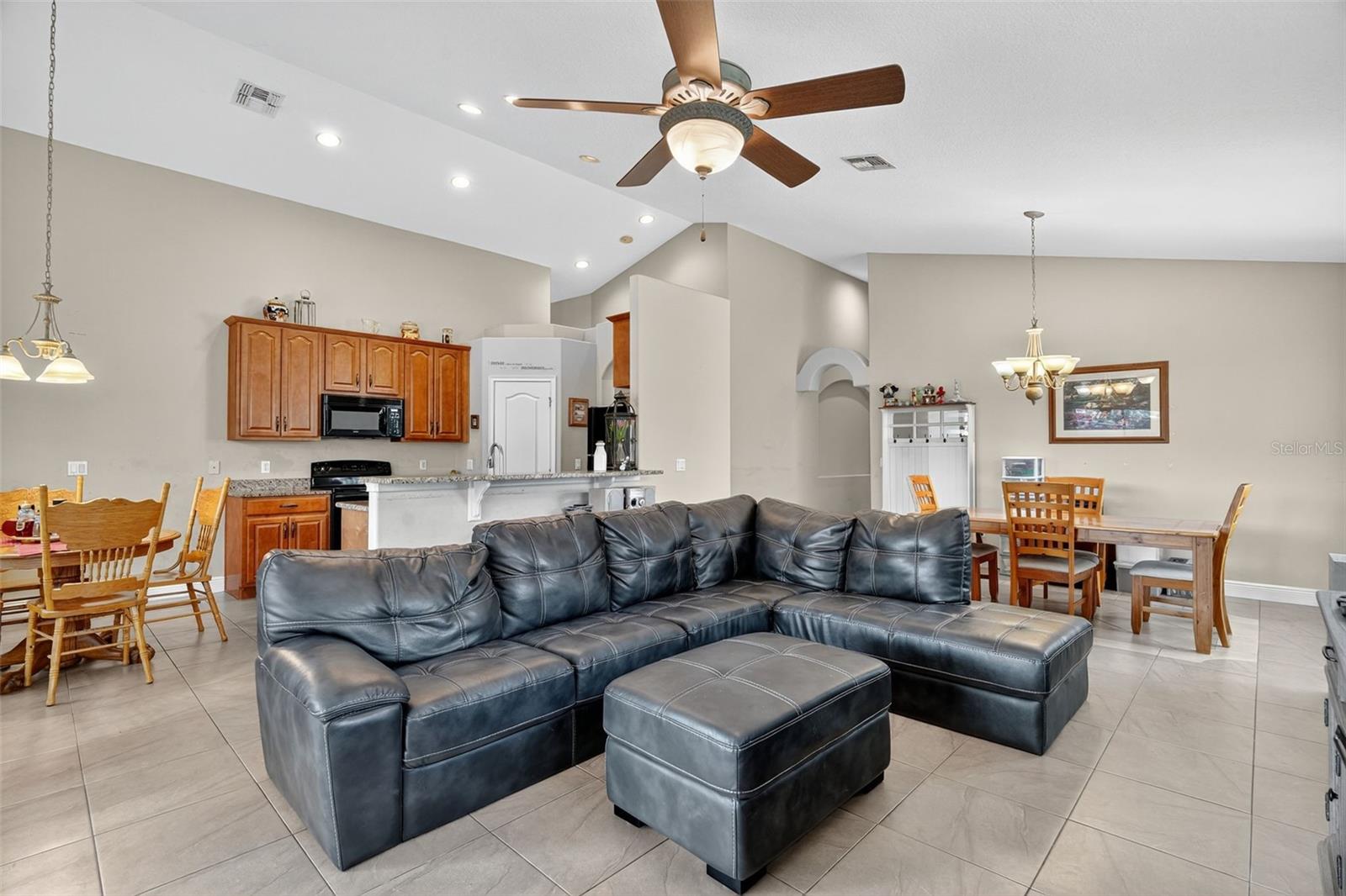 Image 13 of 24 For 4877 Grassy Knoll Drive