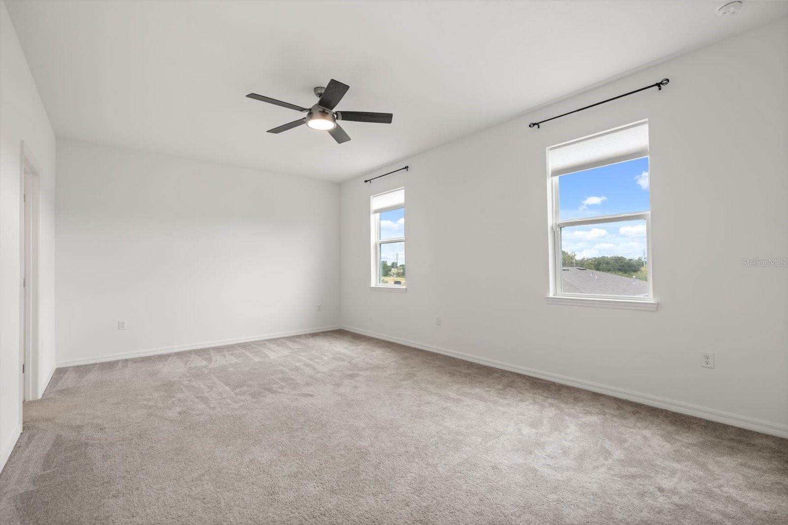 Image 15 of 32 For 8954 Crowned Eagle Drive