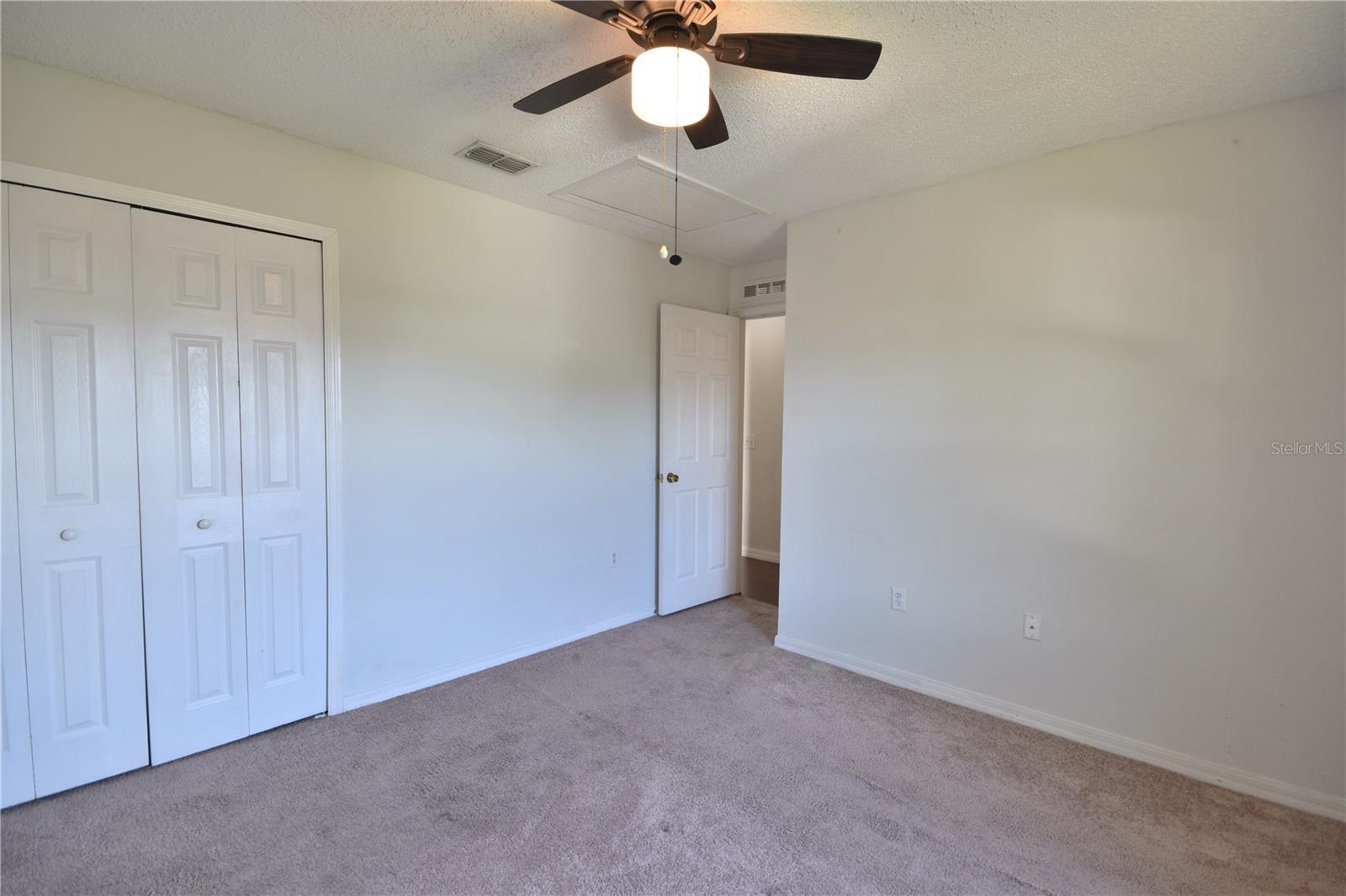 Image 12 of 26 For 1006 Fox Trail Avenue