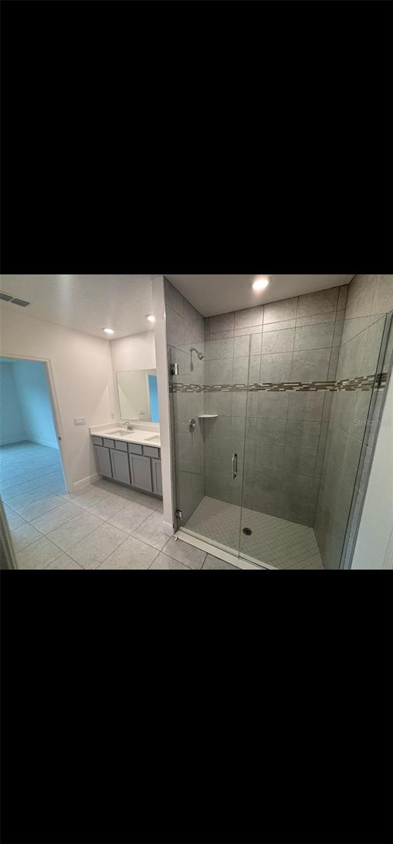 Image 9 of 12 For 4194 Sagefield Drive