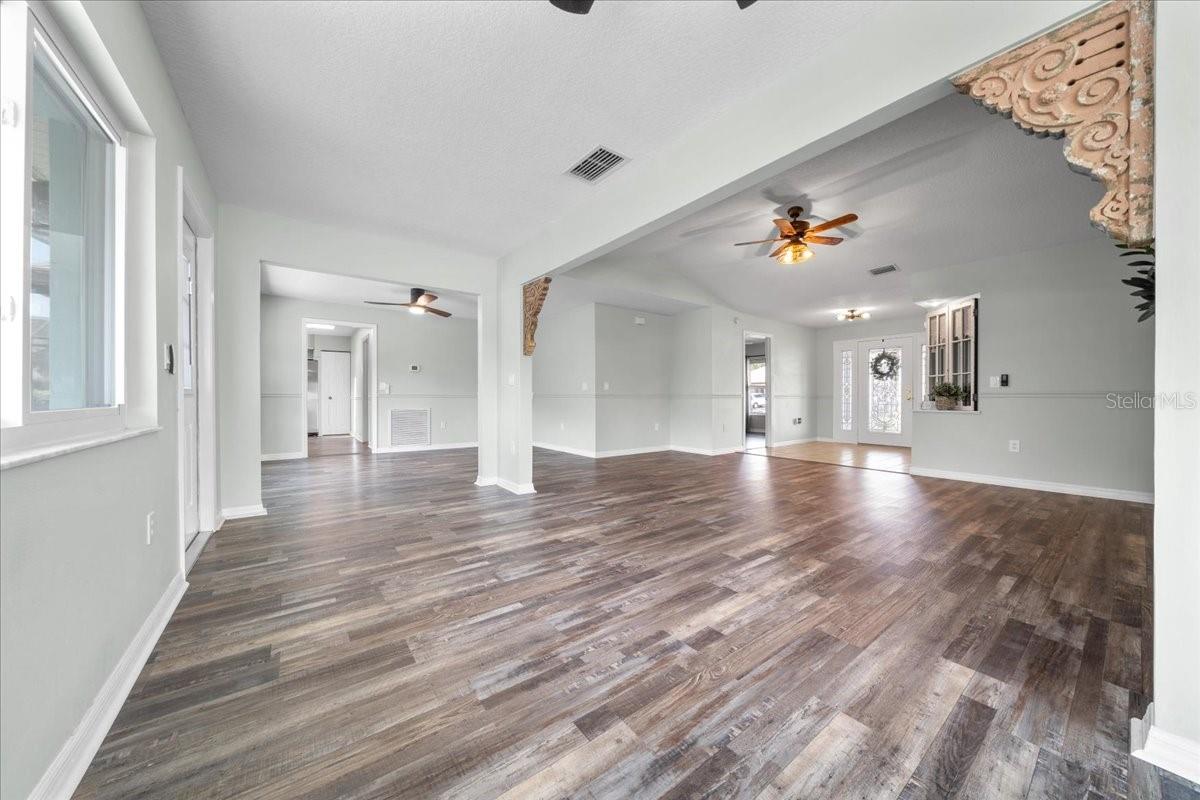 Image 12 of 80 For 11584 175th Street