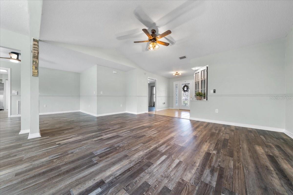 Image 13 of 80 For 11584 175th Street