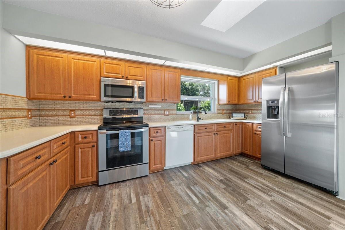 Image 19 of 80 For 11584 175th Street
