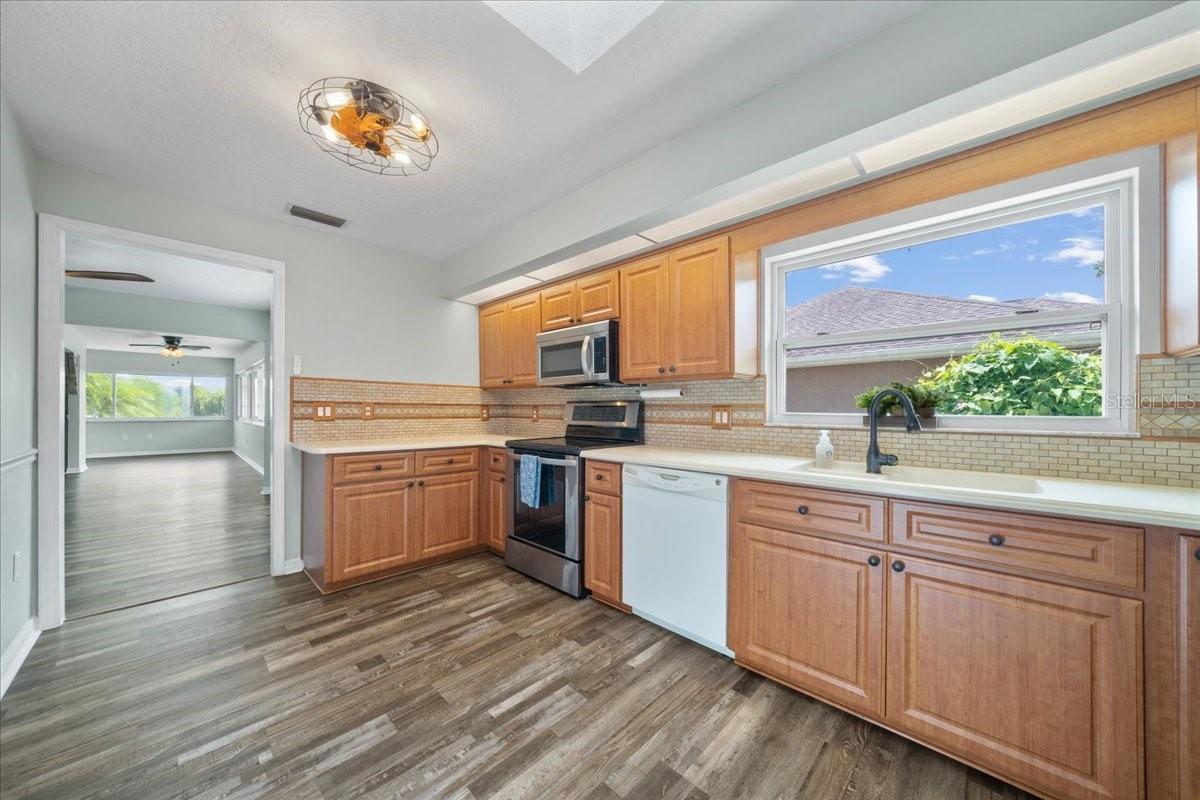 Image 21 of 80 For 11584 175th Street