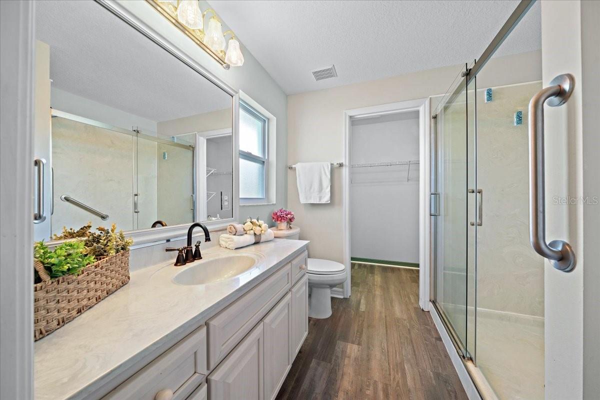 Image 27 of 80 For 11584 175th Street