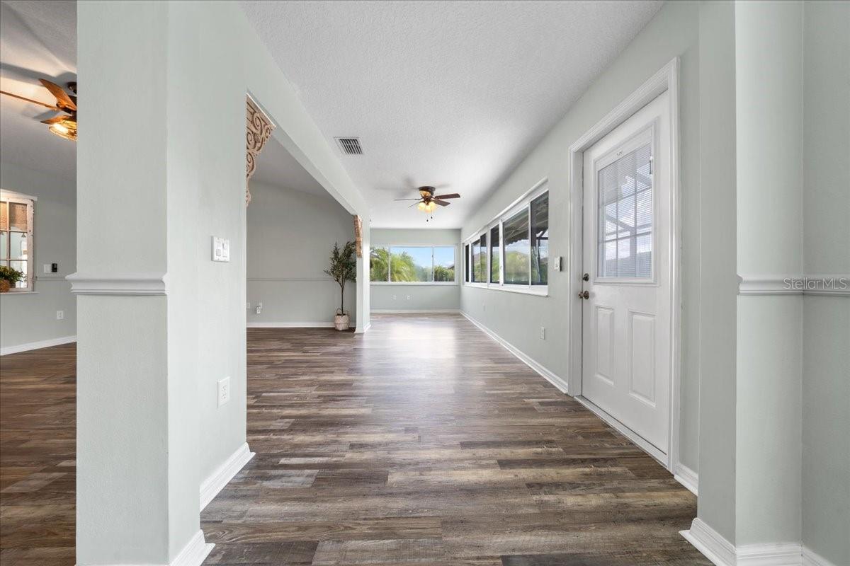 Image 43 of 80 For 11584 175th Street