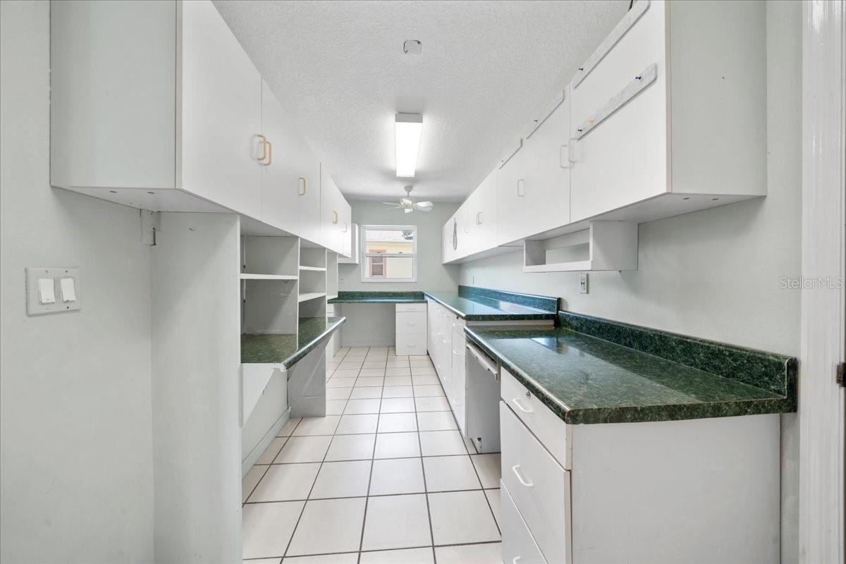 Image 47 of 80 For 11584 175th Street