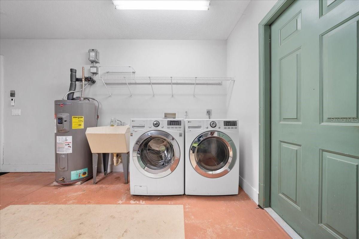 Image 51 of 80 For 11584 175th Street