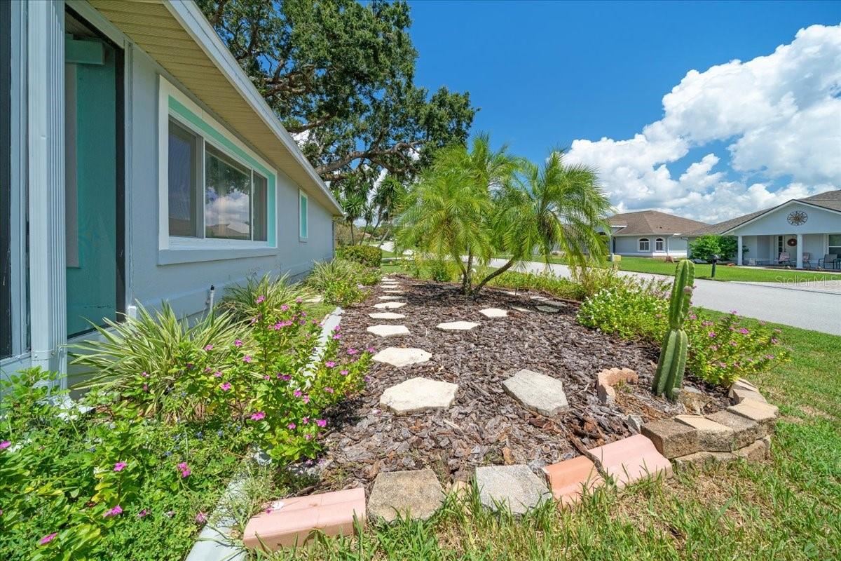 Image 70 of 80 For 11584 175th Street