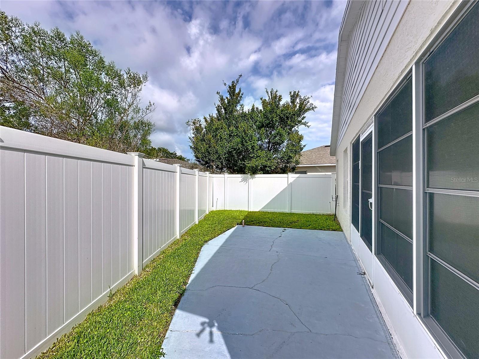 Image 18 of 81 For 2028 Braxton Street
