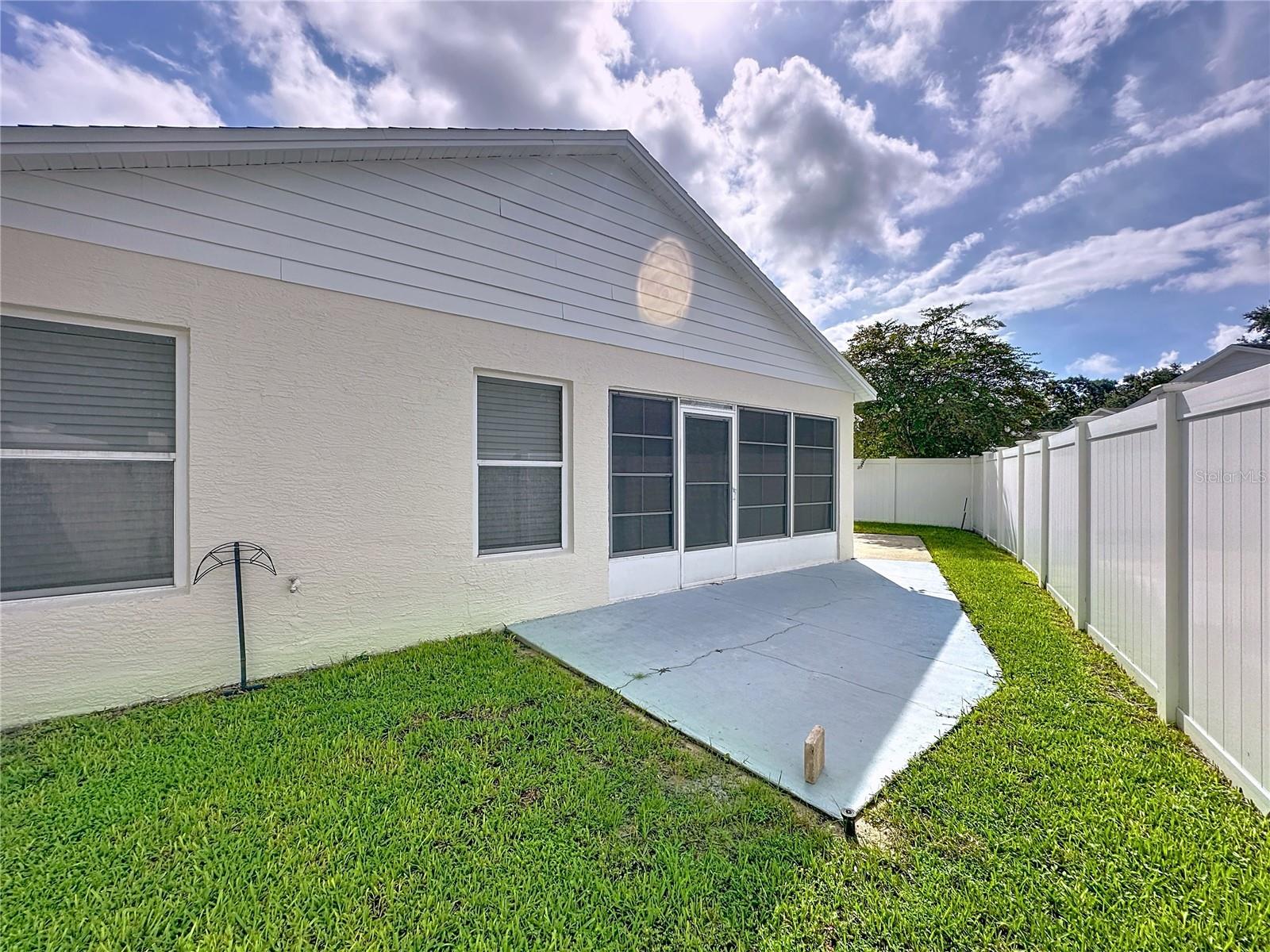 Image 19 of 81 For 2028 Braxton Street