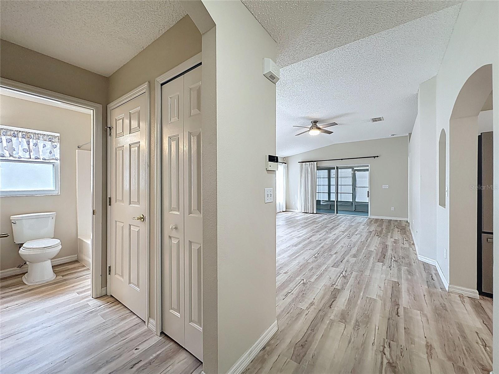 Image 39 of 81 For 2028 Braxton Street
