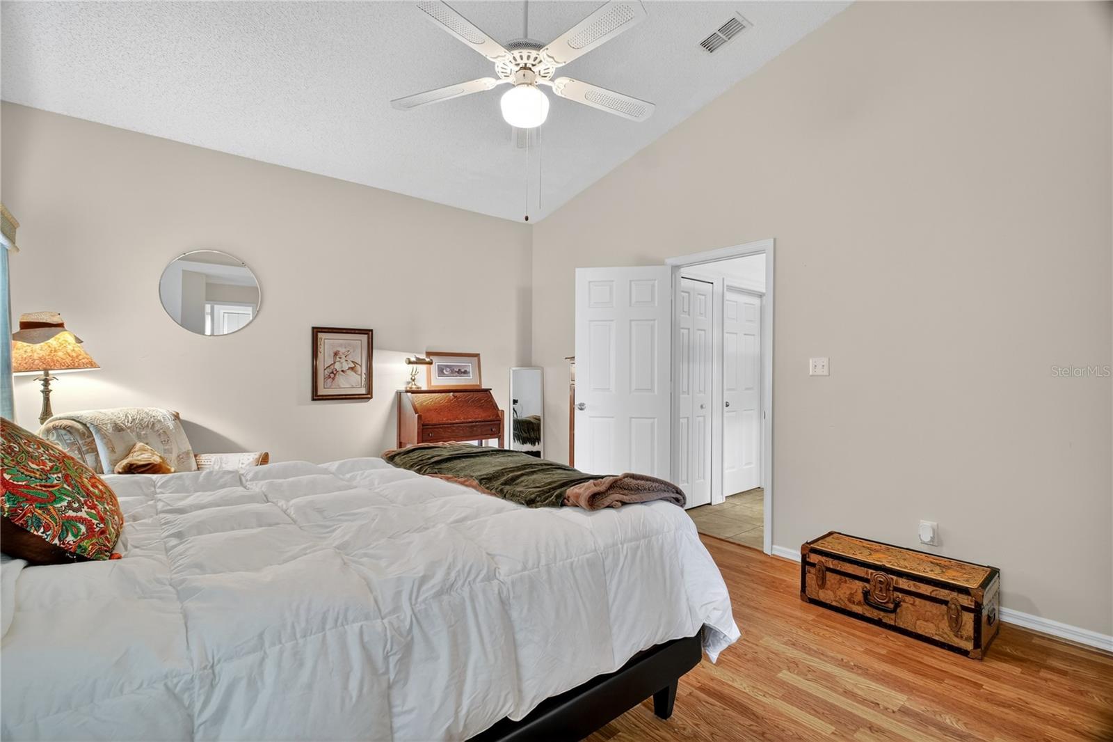 Image 11 of 35 For 4745 Tara View Road