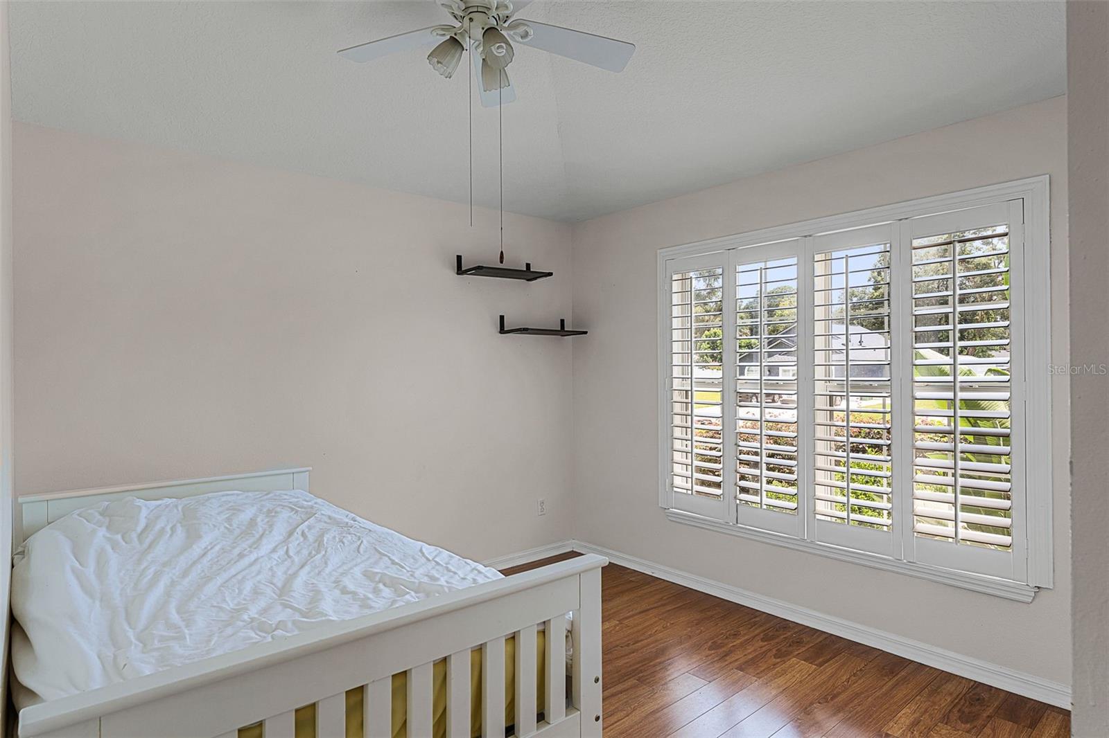 Image 21 of 43 For 605 John Thomas Avenue