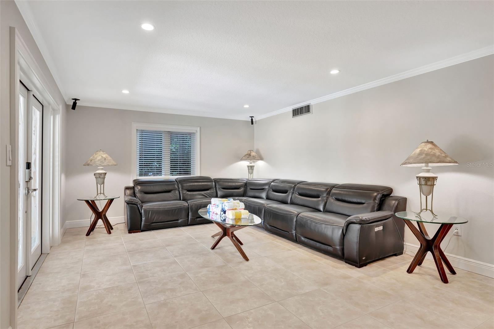 Image 13 of 62 For 1105 Lake Nettie Drive