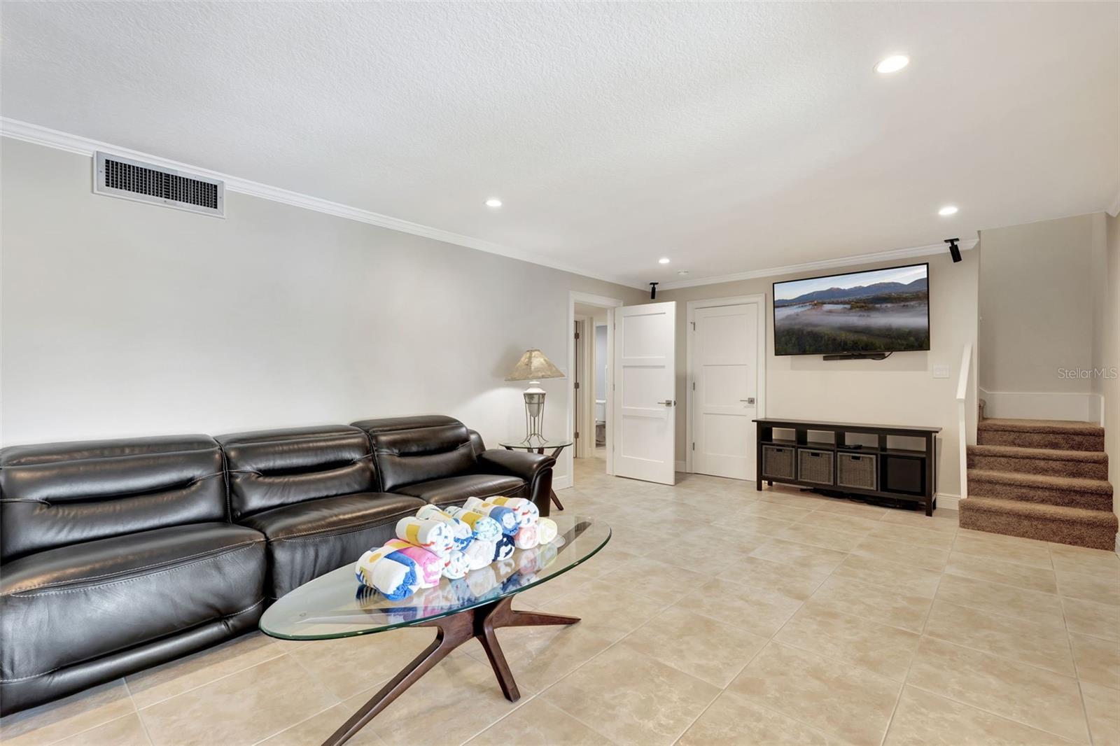 Image 14 of 62 For 1105 Lake Nettie Drive
