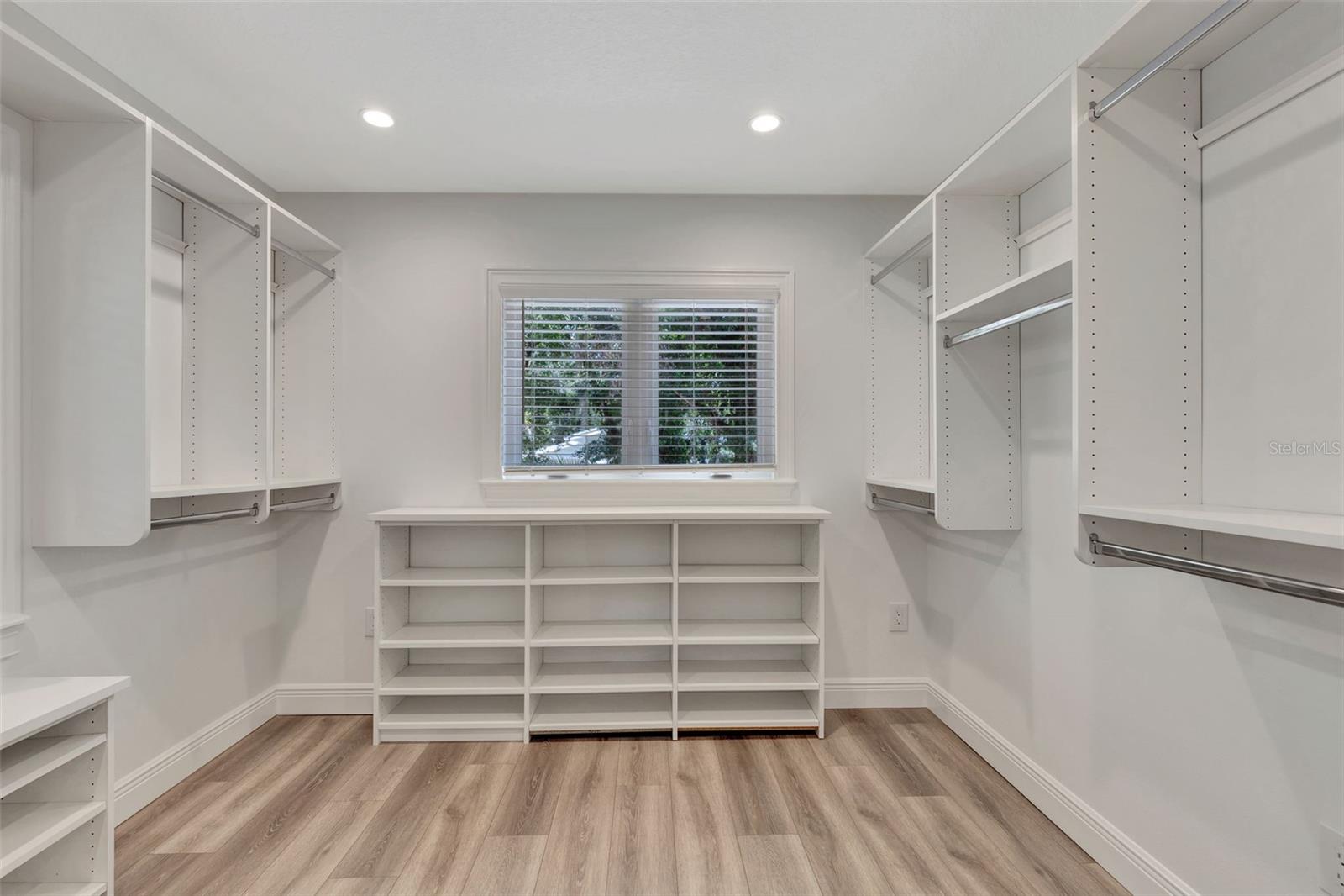 Image 19 of 62 For 1105 Lake Nettie Drive