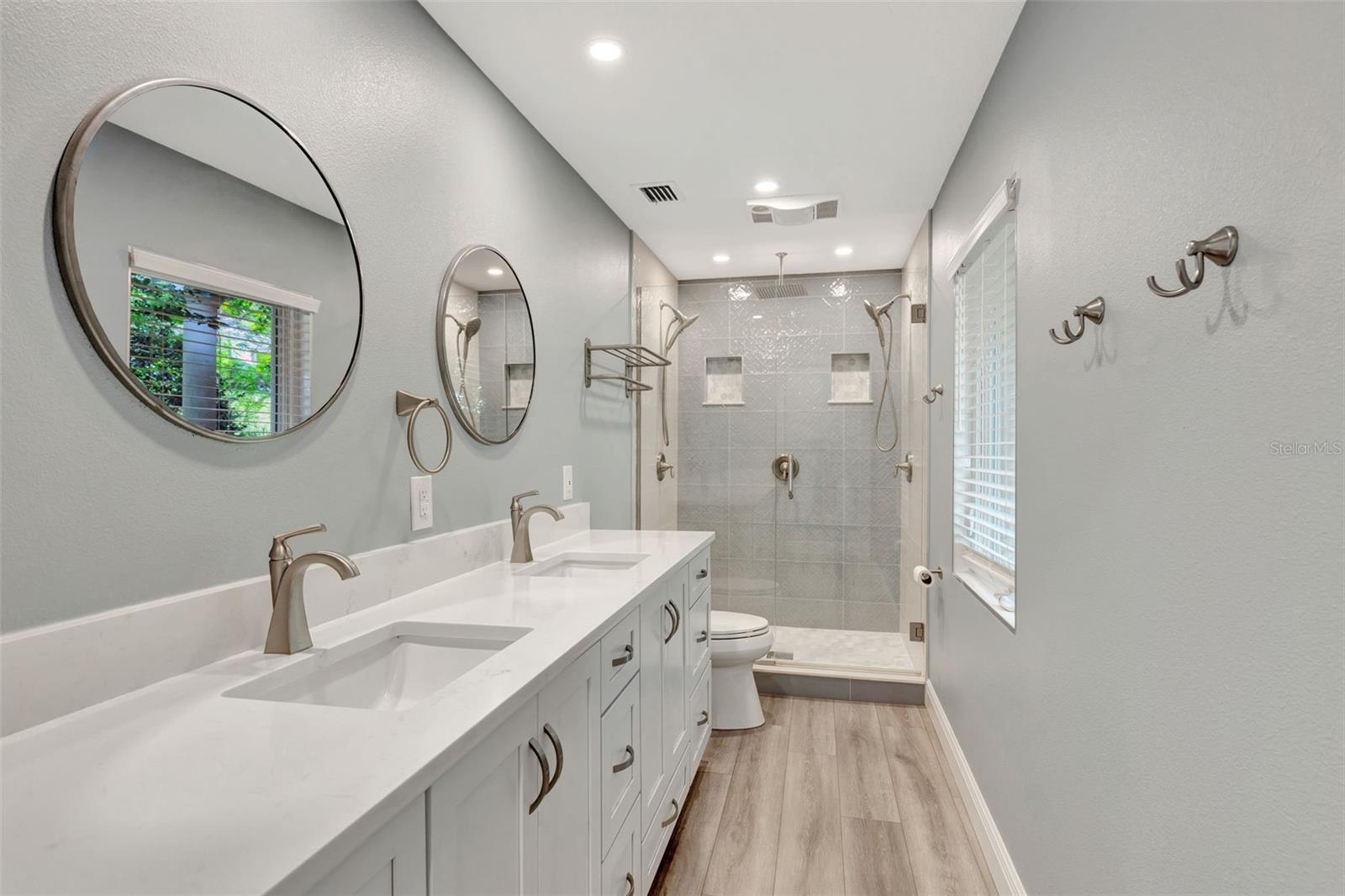 Image 20 of 62 For 1105 Lake Nettie Drive