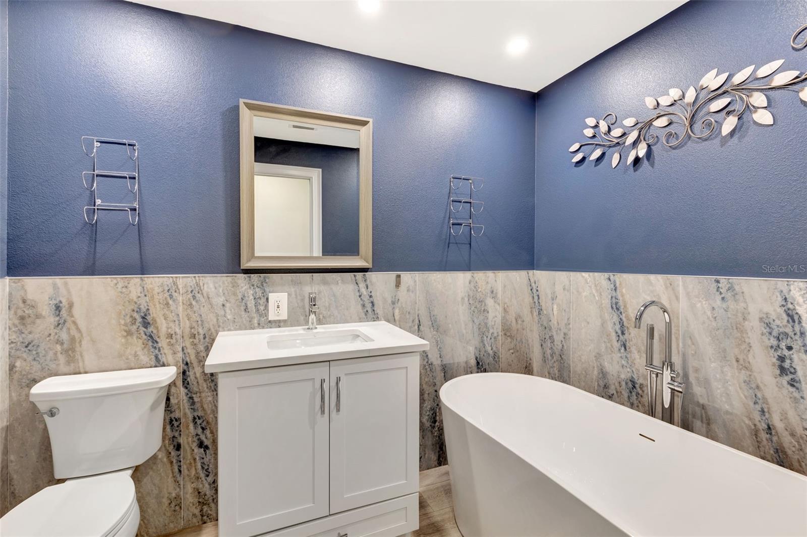 Image 22 of 62 For 1105 Lake Nettie Drive