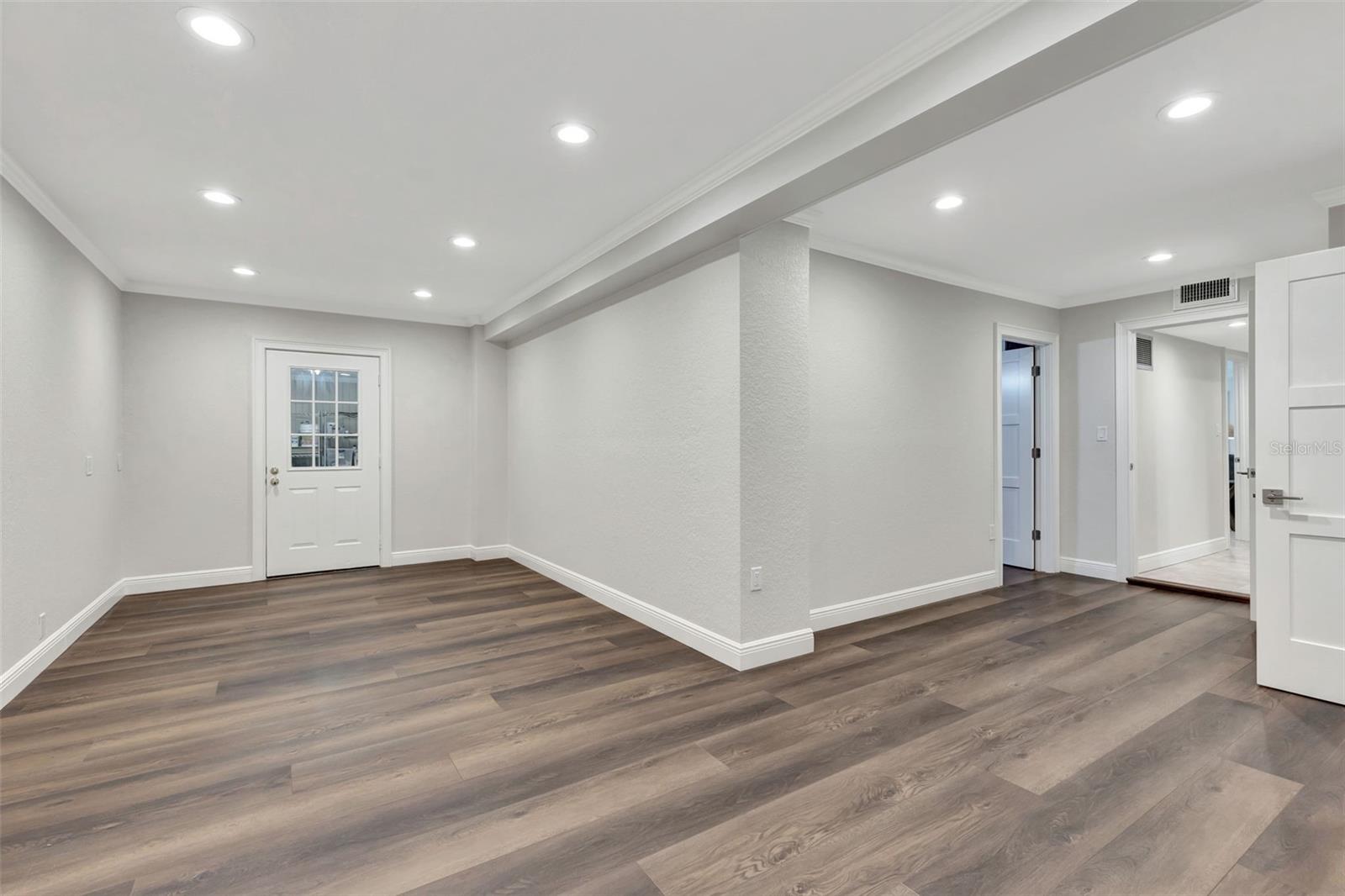 Image 23 of 62 For 1105 Lake Nettie Drive