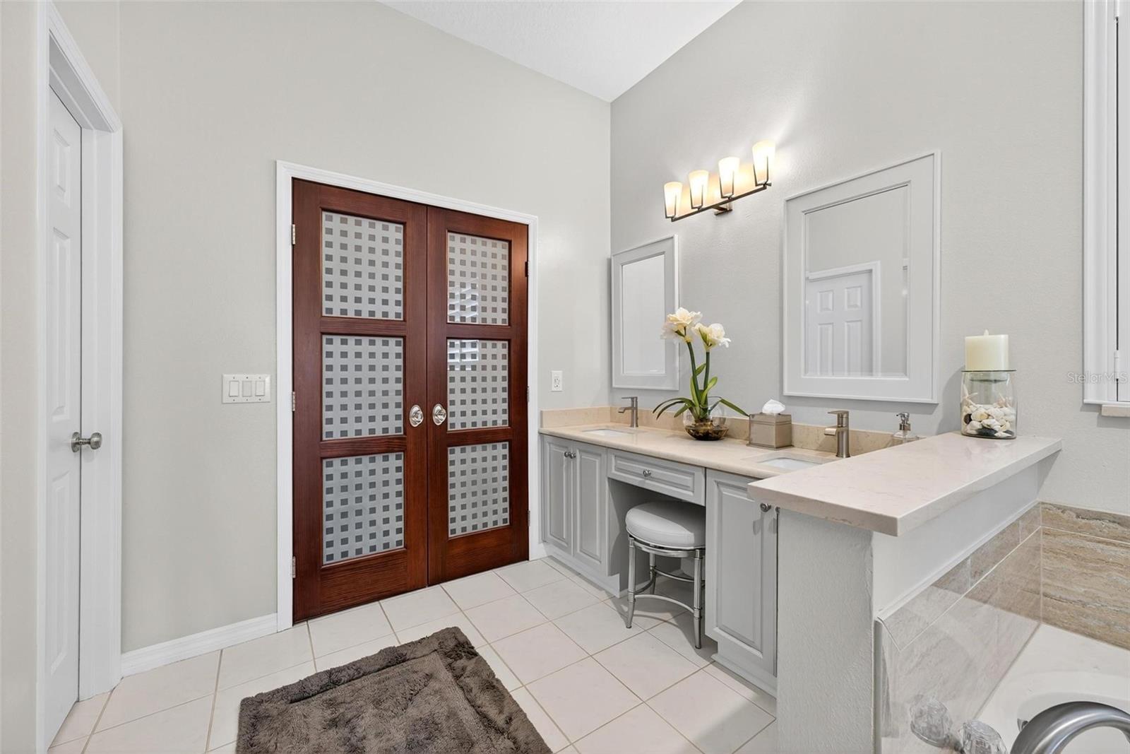 Image 39 of 99 For 14014 Fairway Willow Lane