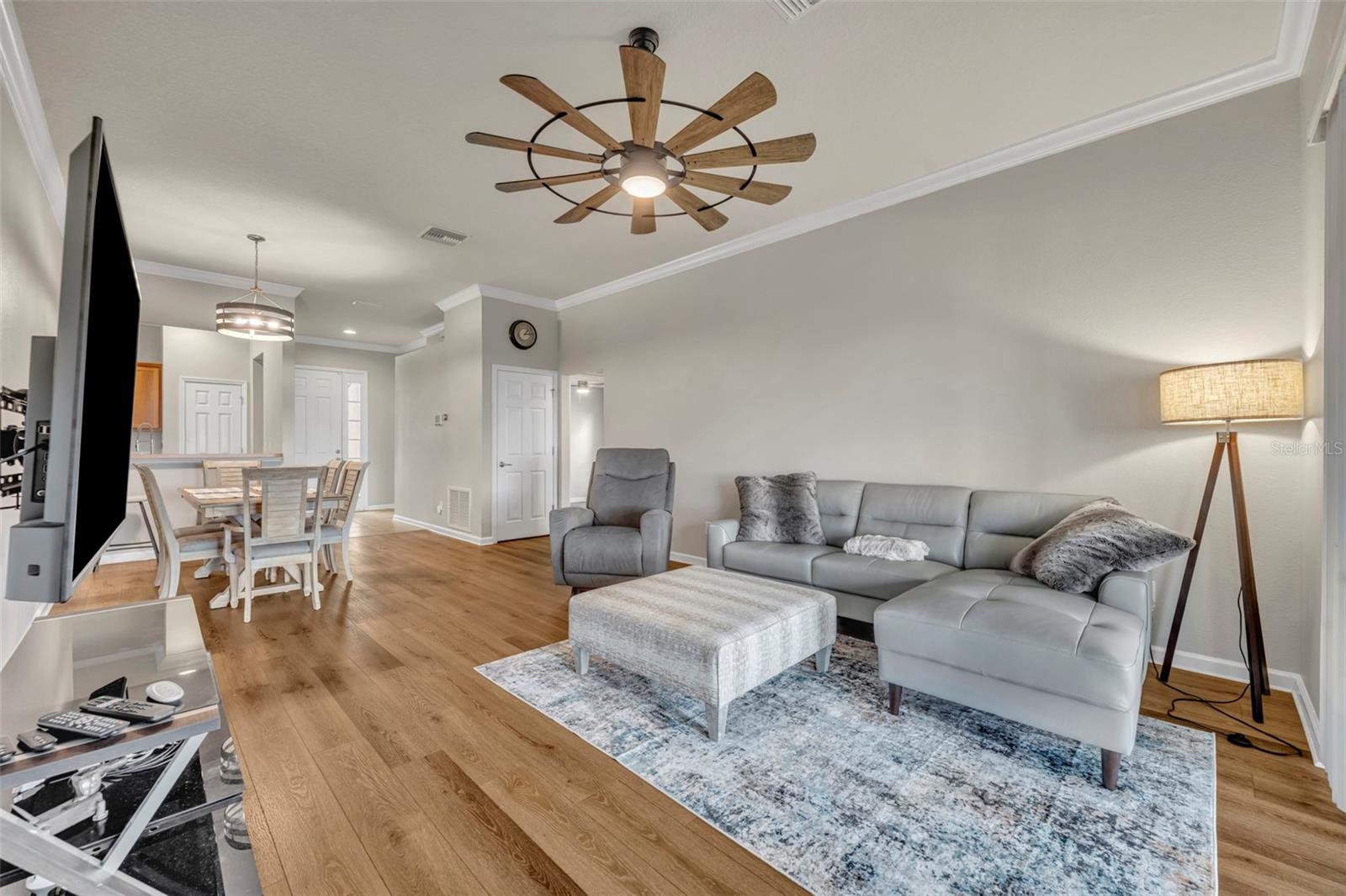 Image 15 of 61 For 2950 Inca Avenue